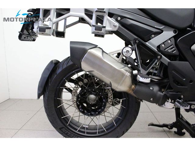 bmw - r-1300-gs-adventure