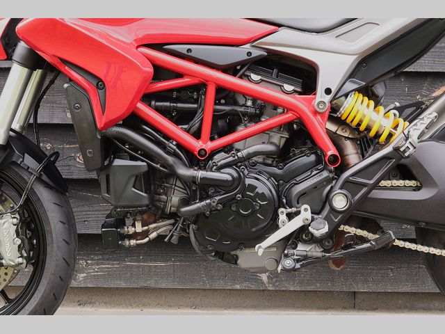 ducati - hypermotard-939