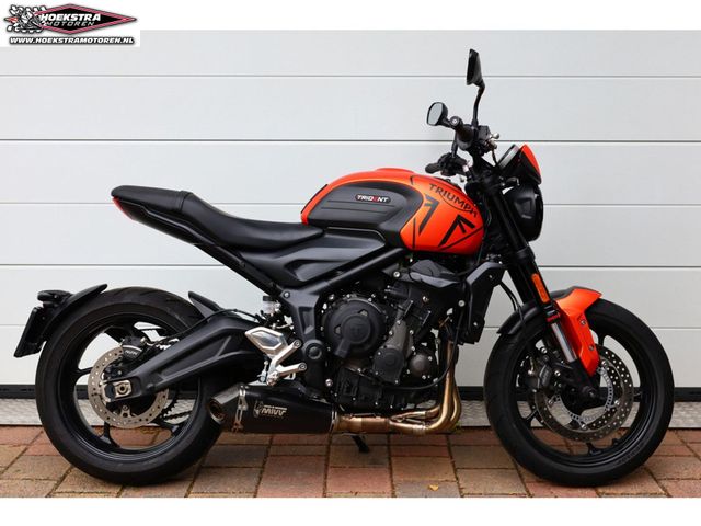 triumph - trident-660