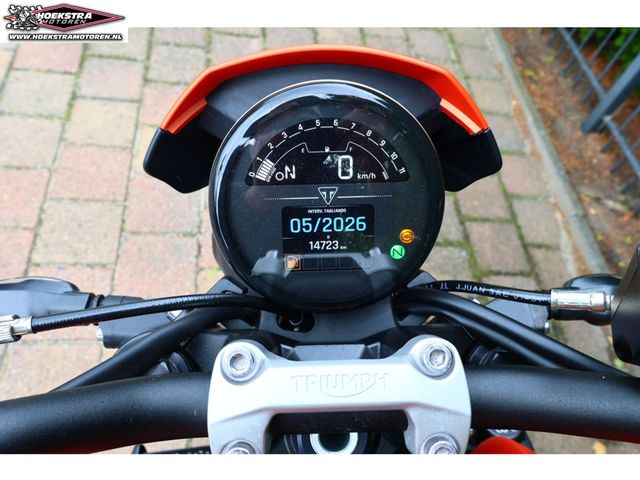 triumph - trident-660