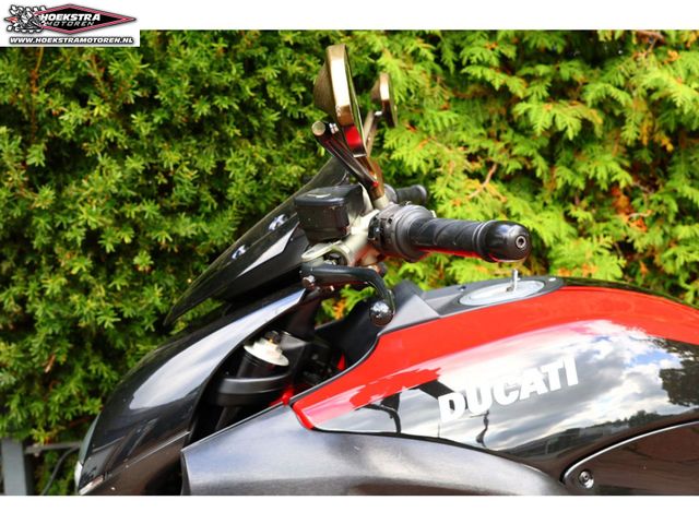 ducati - diavel