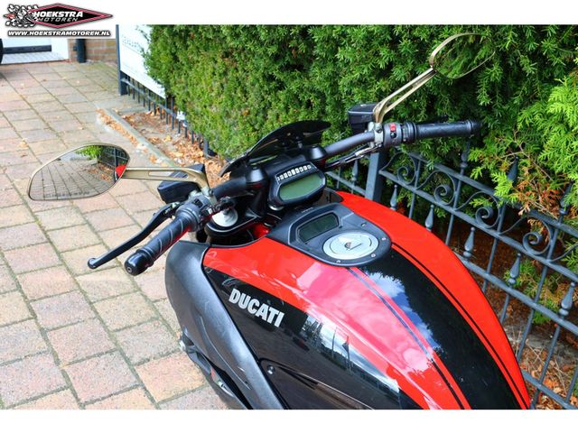 ducati - diavel