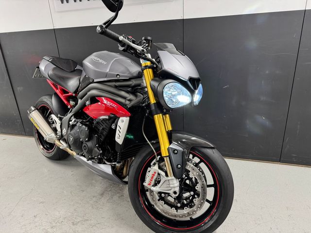 triumph - speed-triple-r