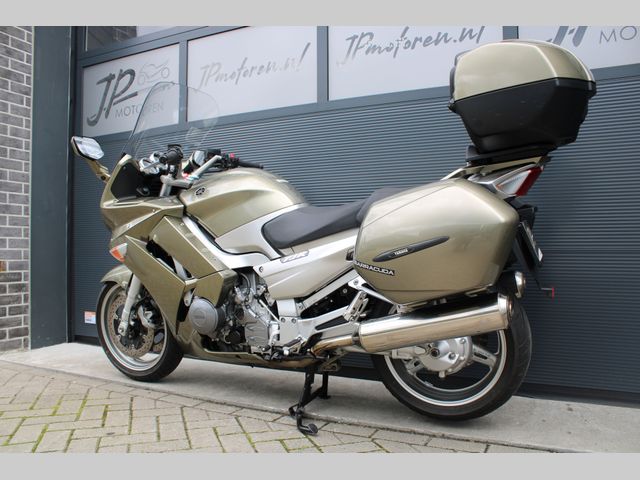 yamaha - fjr-1300
