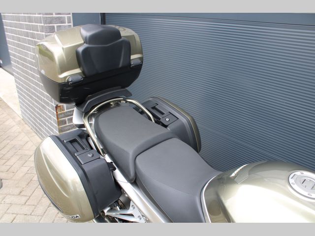 yamaha - fjr-1300