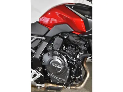 SUZUKI GSX-8S – foto 3