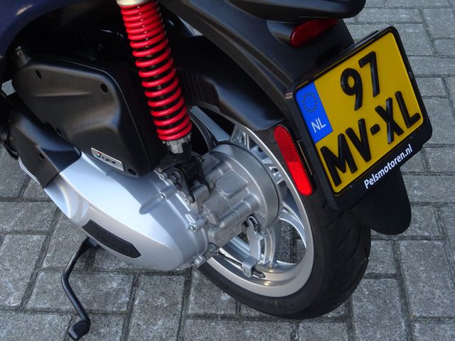 piaggio - liberty-125