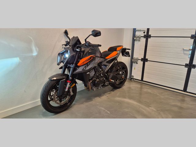ktm - 990-super-duke