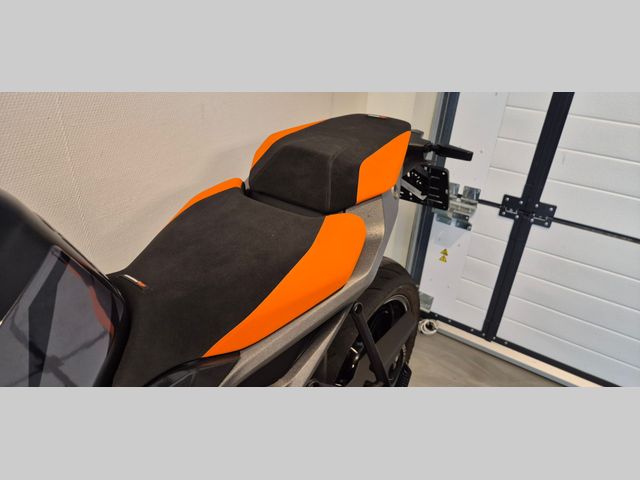 ktm - 990-super-duke