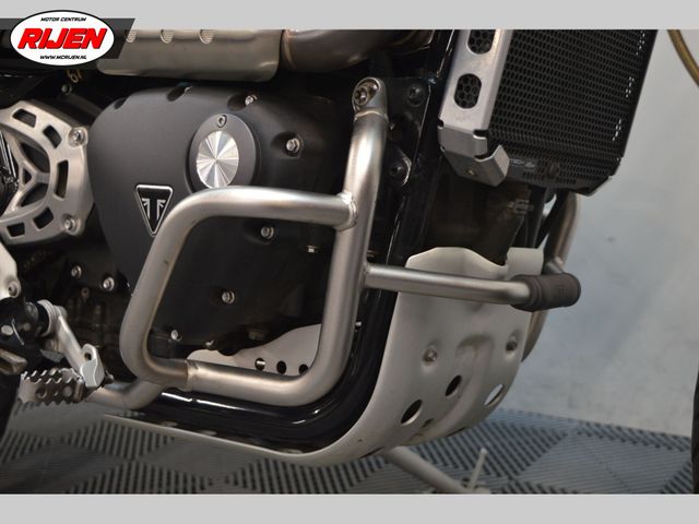 triumph - scrambler-1200-xe