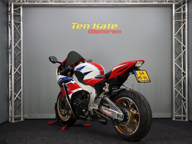 honda - cbr-1000-rr-fireblade