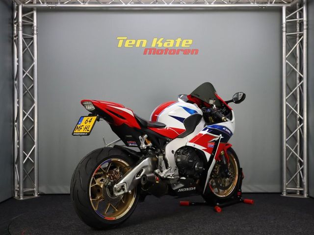 honda - cbr-1000-rr-fireblade