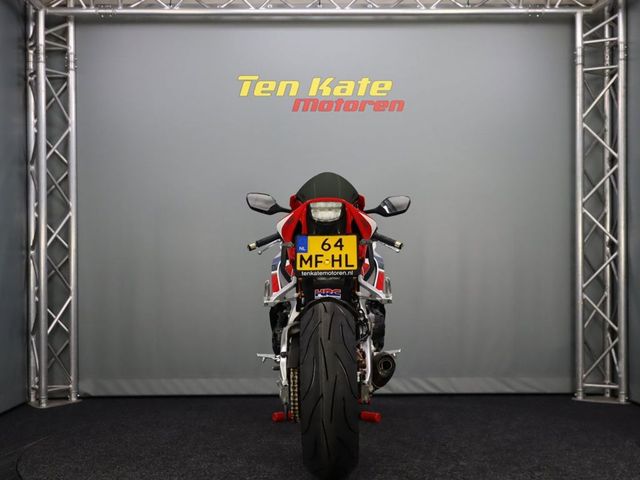 honda - cbr-1000-rr-fireblade