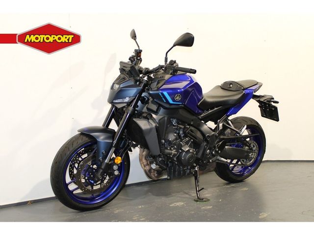 yamaha - mt-09-y-amt