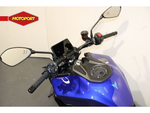 yamaha - mt-09-y-amt