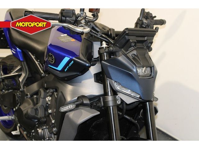 yamaha - mt-09-y-amt