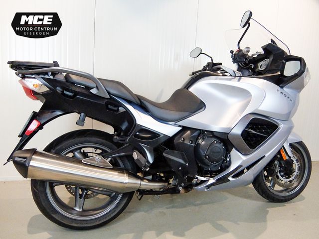 triumph - trophy-1200