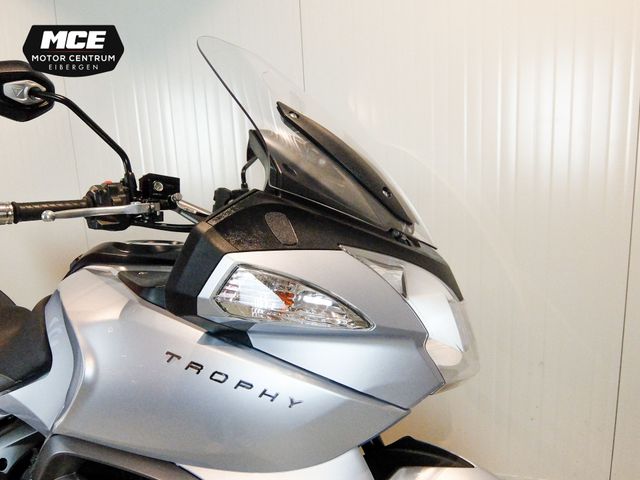 triumph - trophy-1200