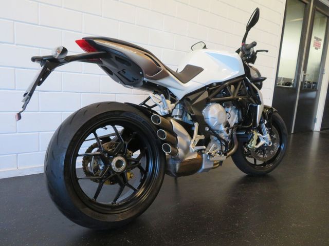 mv-agusta - brutale-675