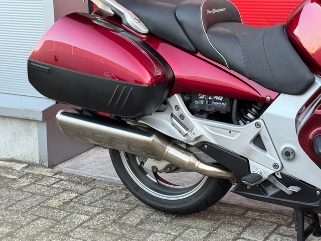 honda - st-1300-pan-european