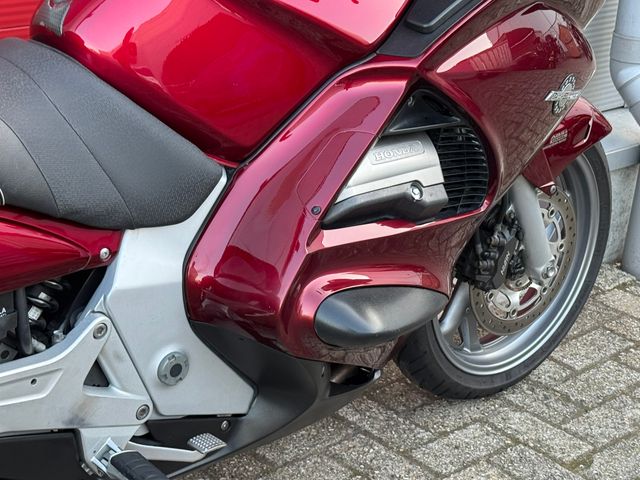 honda - st-1300-pan-european