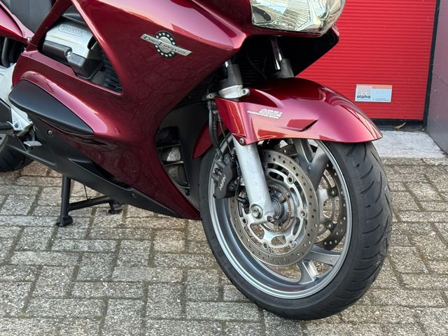 honda - st-1300-pan-european