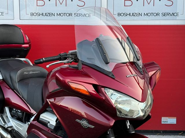honda - st-1300-pan-european