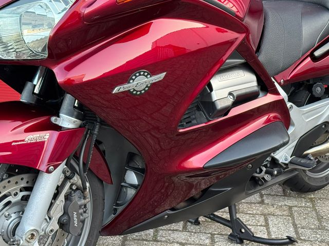 honda - st-1300-pan-european
