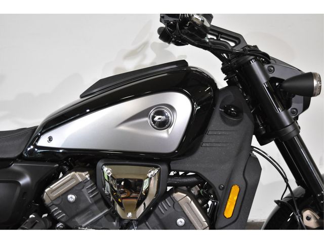QJMOTOR - srv-600-v