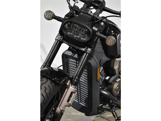 QJMOTOR - srv-600-v