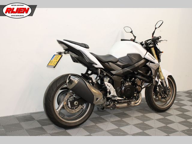 suzuki - gsr-750-a