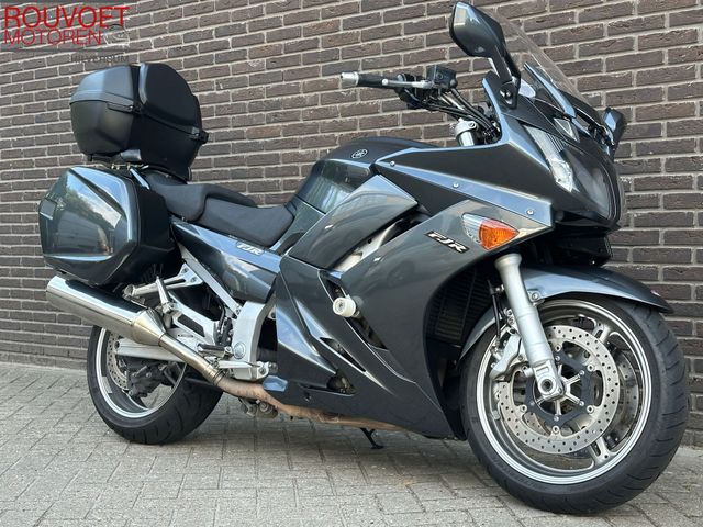 yamaha - fjr-1300