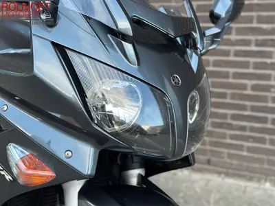 YAMAHA FJR 1300 – foto 2