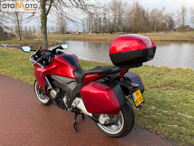 honda - vfr-1200-f-c-abs