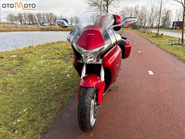 honda - vfr-1200-f-c-abs