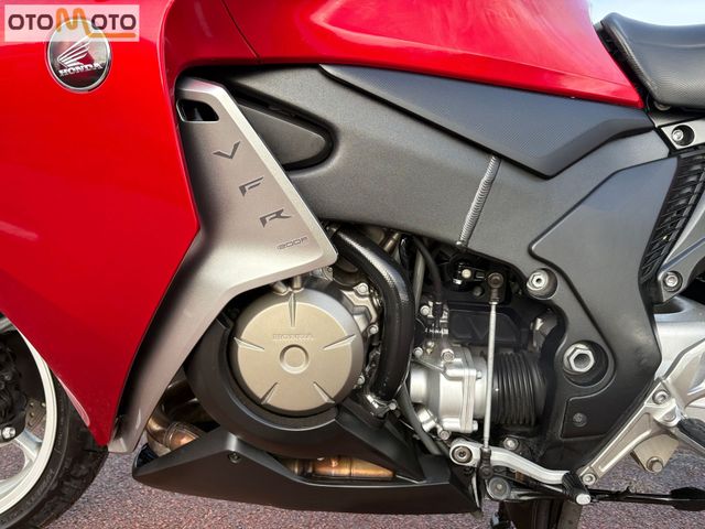 honda - vfr-1200-f-c-abs