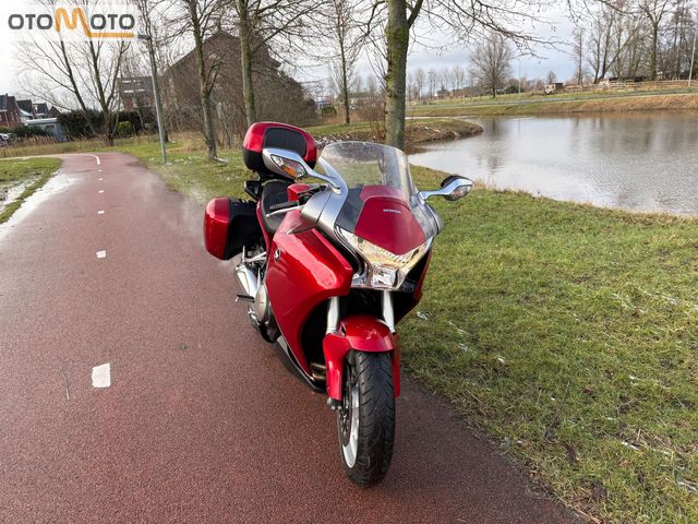 honda - vfr-1200-f-c-abs