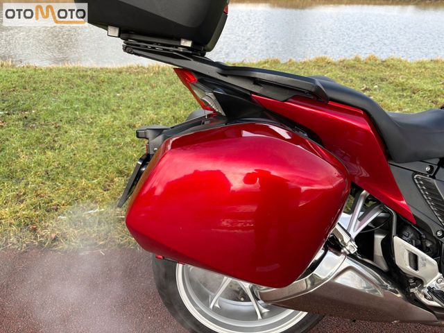 honda - vfr-1200-f-c-abs