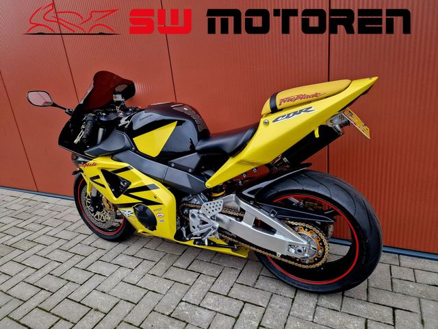 honda - cbr-900-rr-fireblade