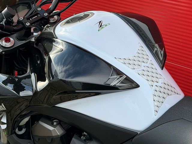 kawasaki - z-800-abs