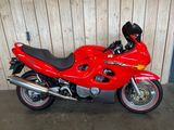 SUZUKI GSX 600 F