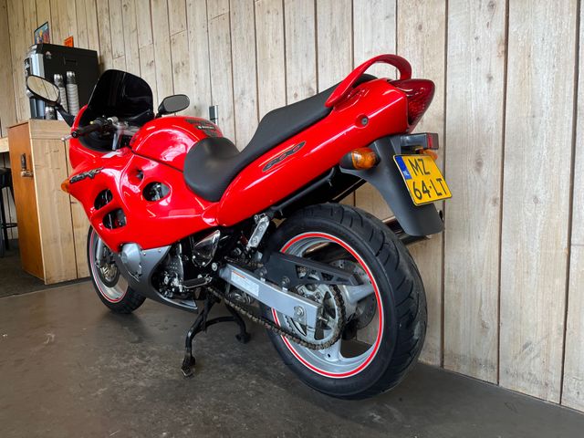 suzuki - gsx-600-f