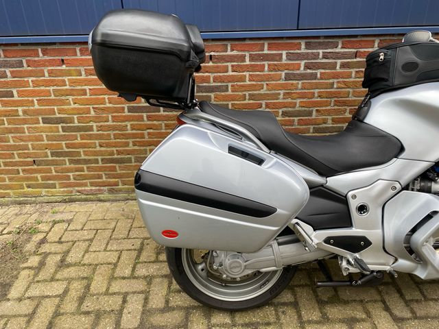 moto-guzzi - norge-1200-gt