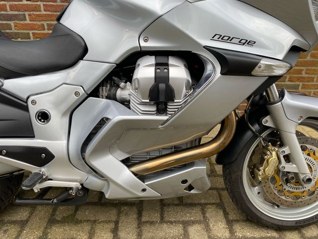 moto-guzzi - norge-1200-gt