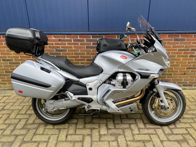 moto-guzzi - norge-1200-gt