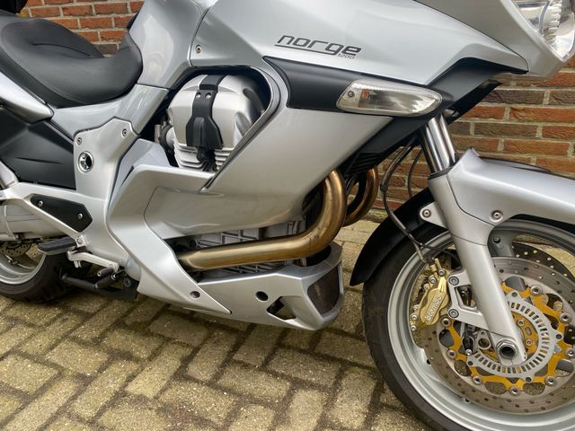 moto-guzzi - norge-1200-gt