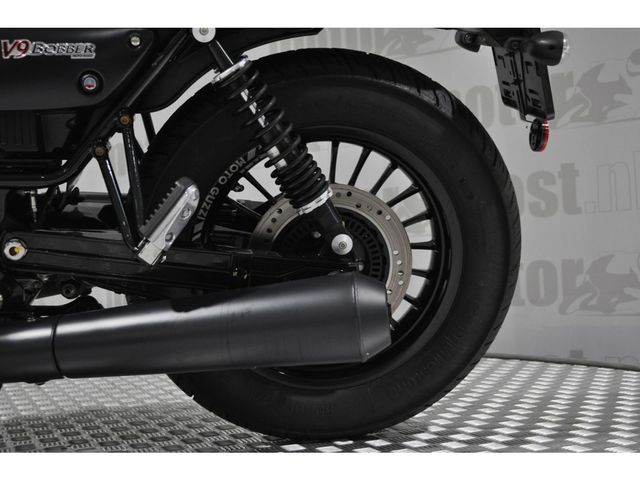 moto-guzzi - v-9-bobber