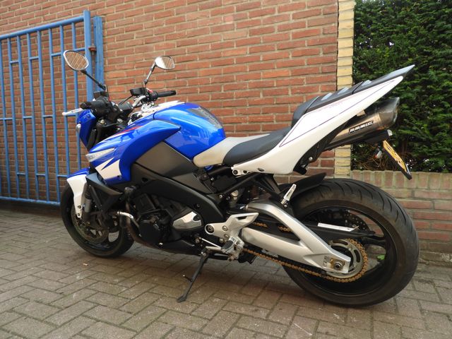 suzuki - b-king-1300