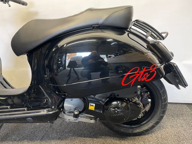vespa - gts-300-abs