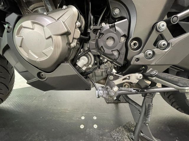 kawasaki - versys-1000-grand-tourer